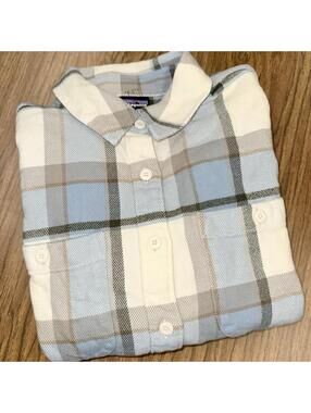 Patagonia L-S Fjord Flannel Shirt Women's Size Medium Sunrise Ridge/Natural